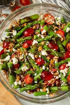 You are currently viewing Asparagus, Tomato and Feta Salad with Balsamic Vinaigrette